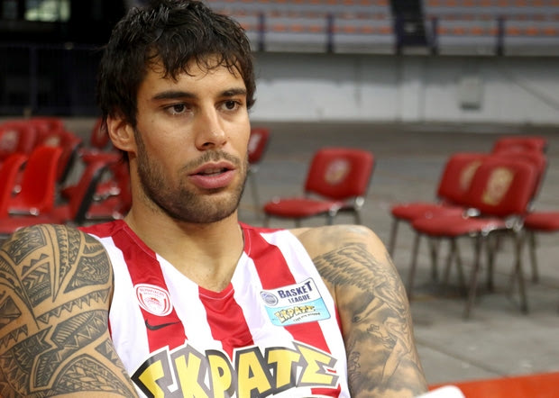 Πρίντεζης στο Sport24.gr: “Σκληροί στην άμυνα, ταλέντο στην επίθεση”