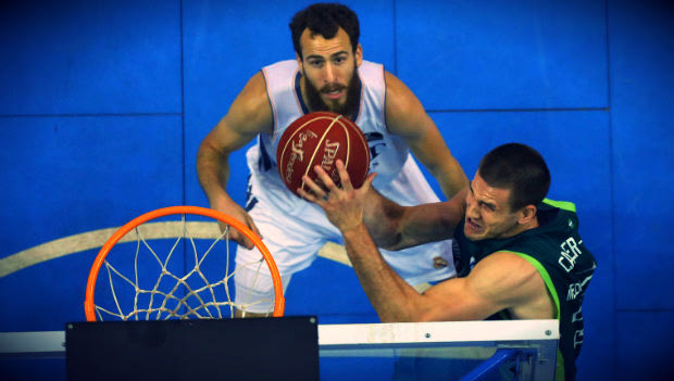 ”Ξέχασε” την άμυνα η Ρεάλ