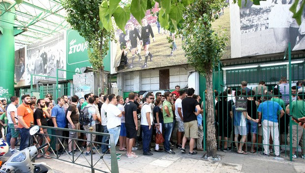 Κατάμεστο το “κλουβί” της Λεωφόρου