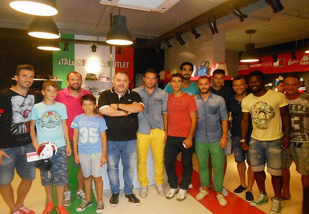 Κοντά στους φίλους τους οι παίκτες του Πλατανιά