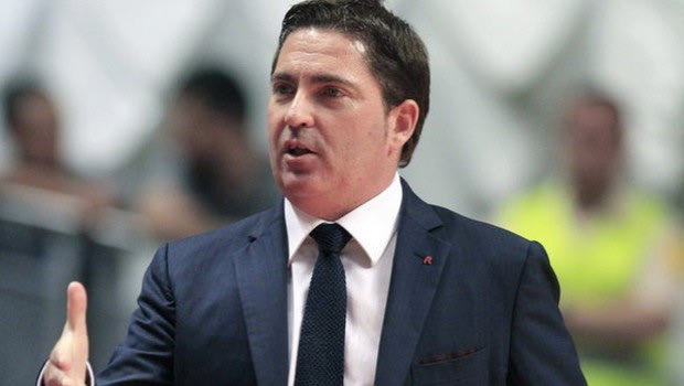 Η τρελή ζωή των προπονητών