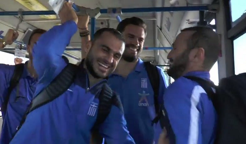 “Φάνης Γκέκας οέ, οέ, οέ”