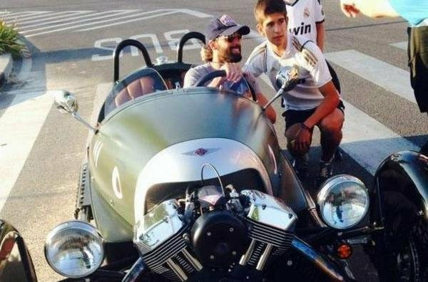 Με… τρίκυκλο πήγε στην προπόνηση ο Αρμπελόα