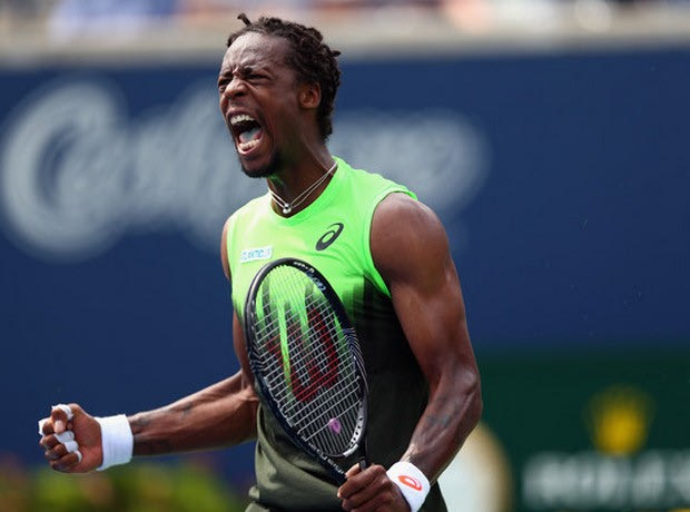 Tweener, κεφαλιές και Άγιος ο Θεός