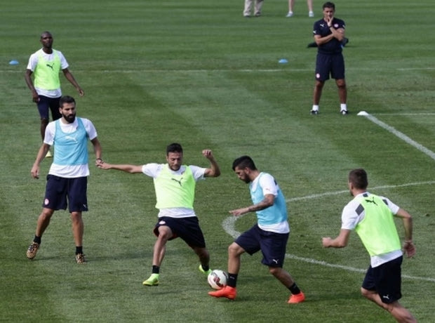 Πολλή δουλειά με τη μπάλα, έμφαση στην ανάπτυξη