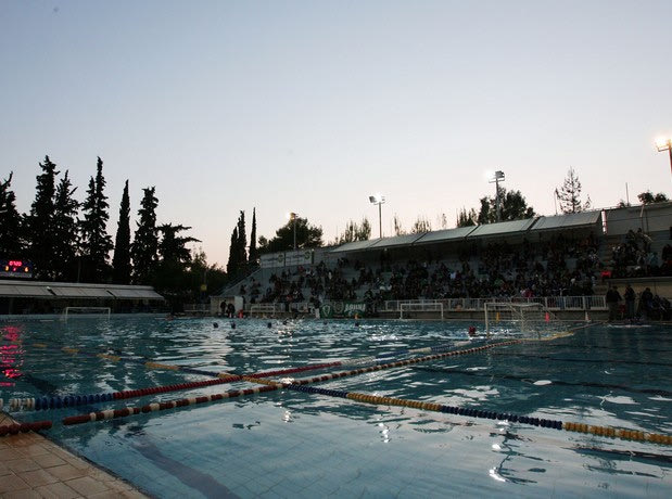 “Άδειασαν” το κολυμβητήριο στα Ιλίσια