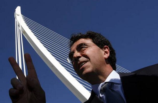 Όλοι διώκουν τον Καλατράβα -πλην ημών