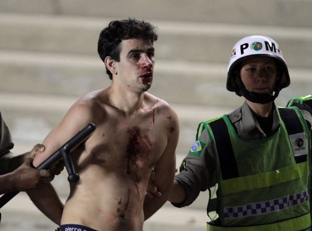 Άγρια συμπλοκή οπαδών στο Brasileirão