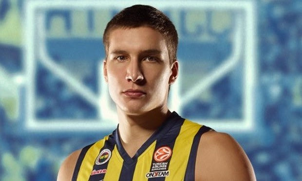 Πίνει νερό στο όνομα του Ομπράντοβιτς