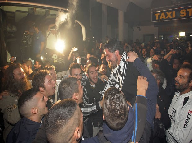 Αποθέωσαν τους θριαμβευτές