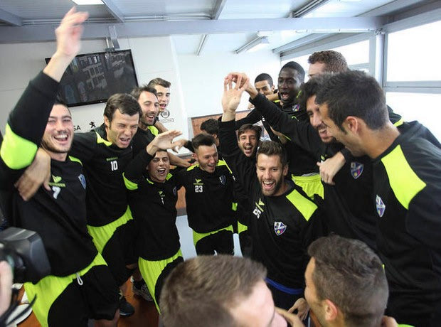 Τρελό πάρτι μόλις έμαθαν ότι παίζουν με την Μπαρτσελόνα!