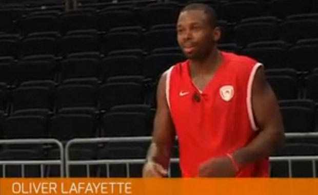O Λαφαγιέτ διδάσκει το pick and roll
