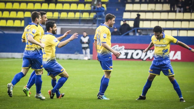 Σάμπα από τον Ρόσα στο Αγρίνιο, 3-0 ο Παναιτωλικός τον Πλατανιά