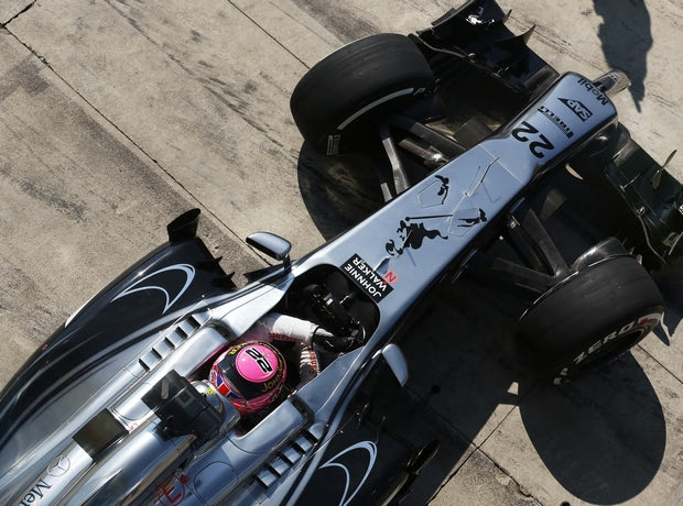 Ο Μπάτον “δείχνει” Αλόνσο στη McLaren
