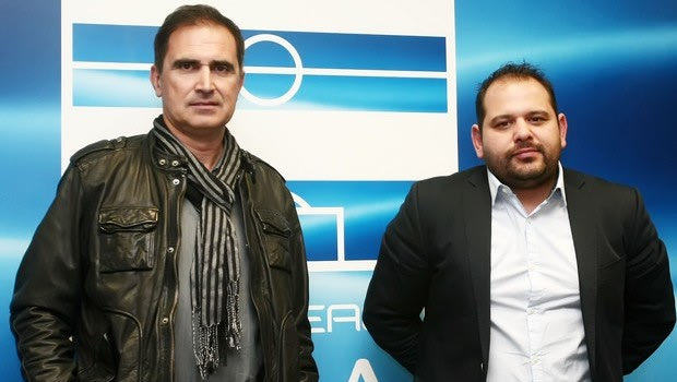 Live Chat με τον Γιάννη Σερέτη