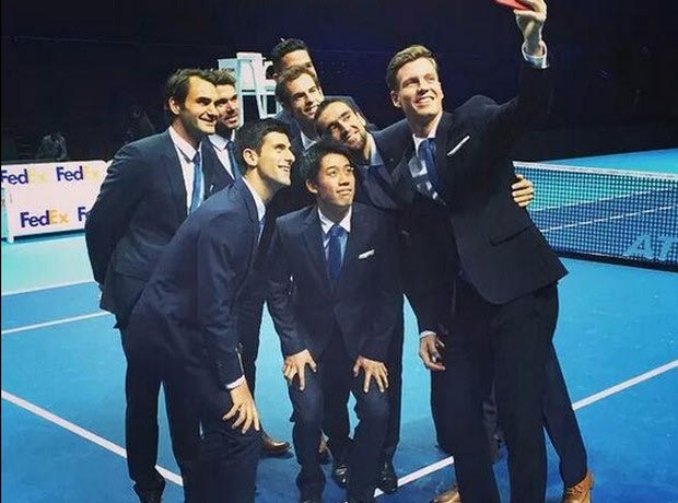 Selfie Τζόκοβιτς με Φέντερερ