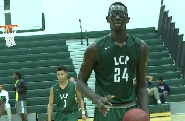 Tacko Fall, ο νέος μπασκετικός “γίγαντας”