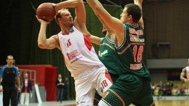 Πονκρασόφ αντί Ζήση, στην Ούνικς