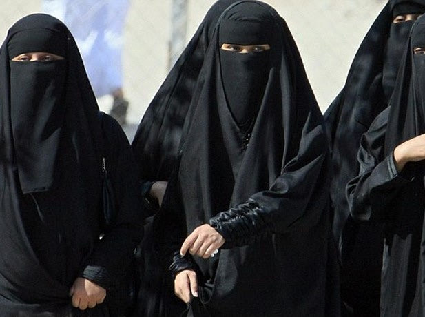 Μεταμφιέστηκε σε άνδρα για να δει ποδόσφαιρο!