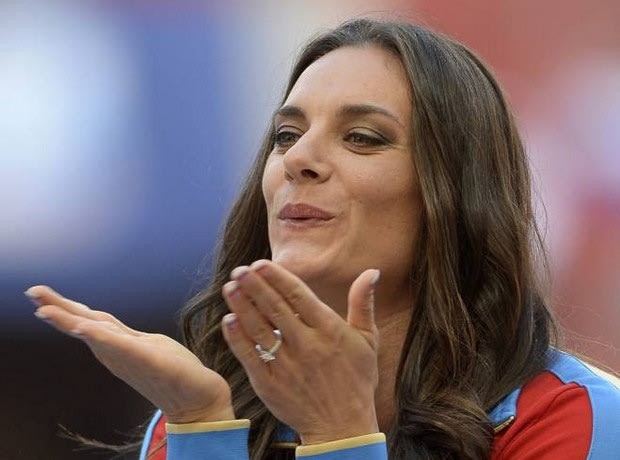 Ισινμπάγεβα: “Ελπίζω να πάρουν τη σωστή απόφαση”