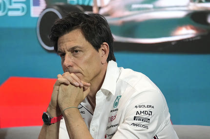 Formula 1: Εκνευρισμός του Βολφ για την αποκάλυψη της Mercedes W14 και για τις φήμες Χάμιλτον-Ferrari