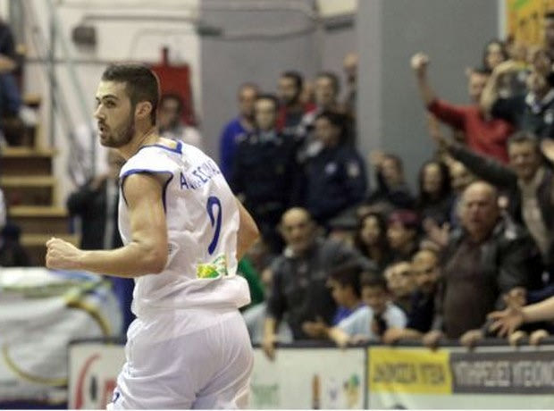 Αθανασούλας: “Να ελέγξουμε το ρυθμό”