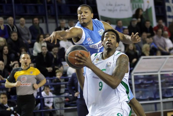 Άτκινς: “Να κοιτάξουμε μπροστά”