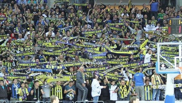 Στα χρώματα της Φενέρμπαχτσε η “Ulker Arena”