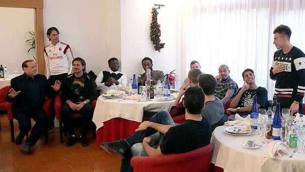 Μπερλουσκόνι: “Θα κόψει τα γένια ο Τσέρτσι”