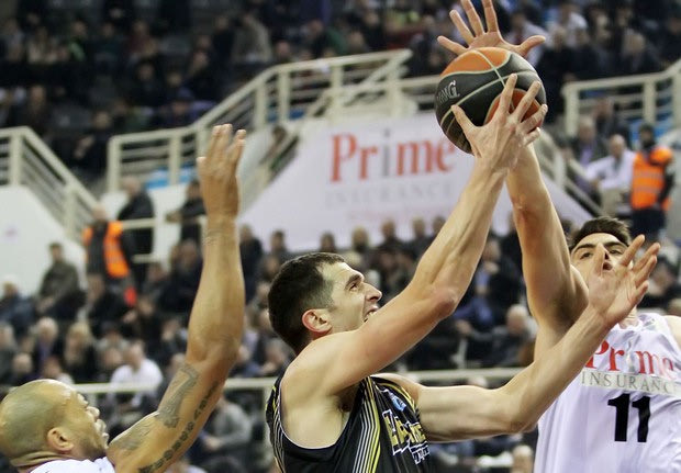 LIVE: Basket League (17/1)