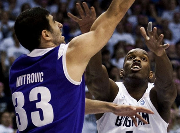 Μίτροβιτς κι επίσημα