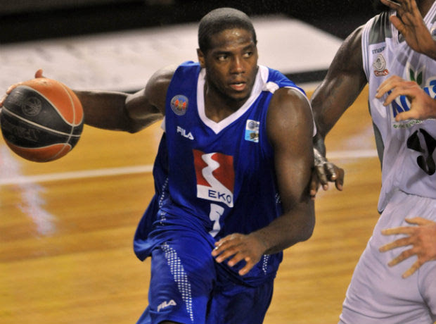 Από την Ελευσίνα, στο Ισραήλ ο Ρόμπινσον