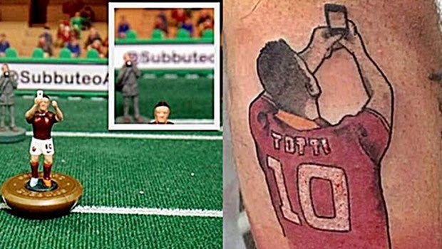 Τατουάζ και subbuteo με τη selfie του Τότι