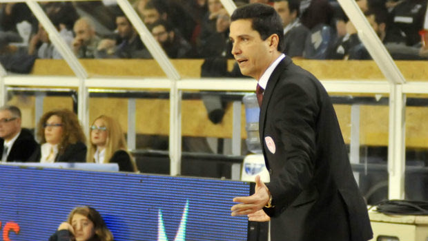 Σφαιρόπουλος: “Η πίεση στην Εφές”
