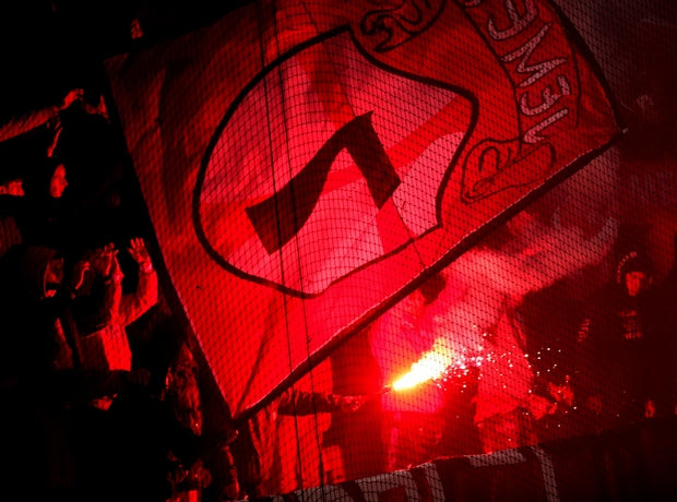 “Σφύριξε” ο κόσμος τους παίκτες του Ολυμπιακού