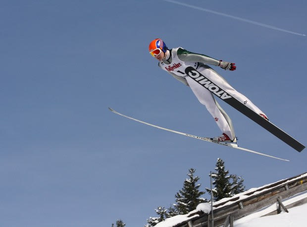 Σε ρηχά νερά ο Πολυχρονίδης