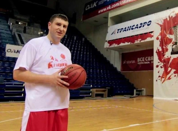 Έπαιξε στο Eurocup ο πρόεδρος της Κράσνι Οκτιάμπρ