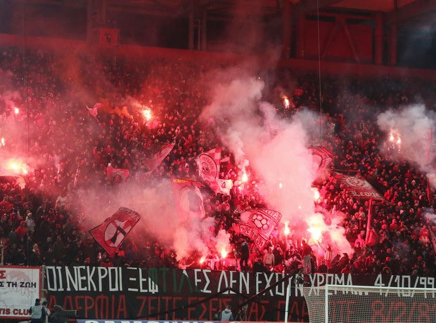 “Ματώστε για την ιερή φανέλα”