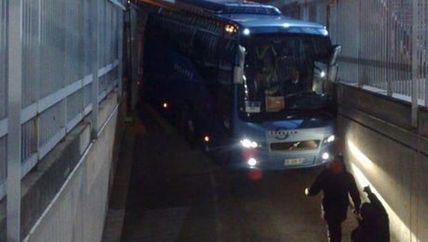 Δεν το πάρκαρε, το τράκαρε
