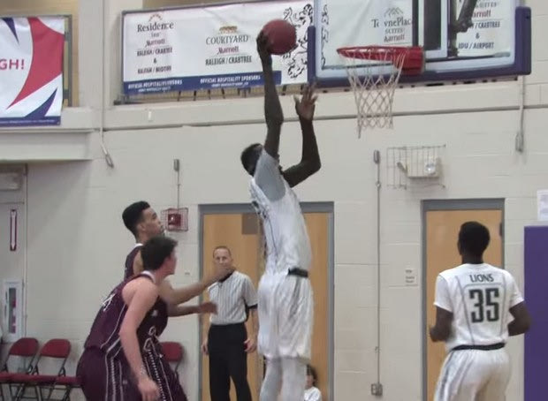 Ο Tacko Fall ανεβάζει τον πήχη