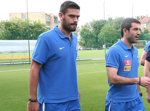 Ο Τζιόλης, ο Καραγκούνης και το τηλεφώνημα