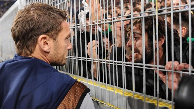 Αυτά απαίτησαν οι οπαδοί από τους παίκτες της Ρόμα