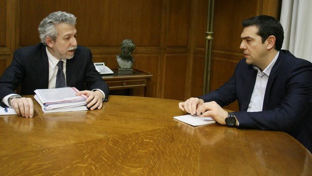 Αποφασίζει με Τσίπρα ο Κοντονής