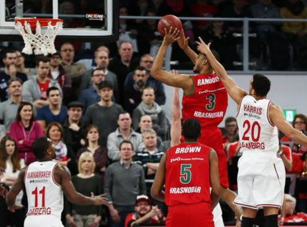Στο 18-0 η Λοκομοτίβ, προβάδισμα για Καϊμακόγλου