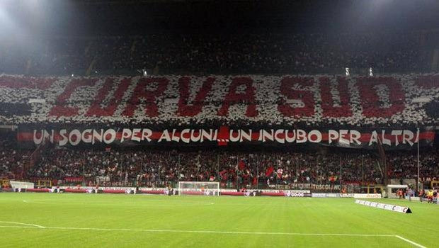 Επίθεση σε Μπερλουσκόνι από την Curva Sud
