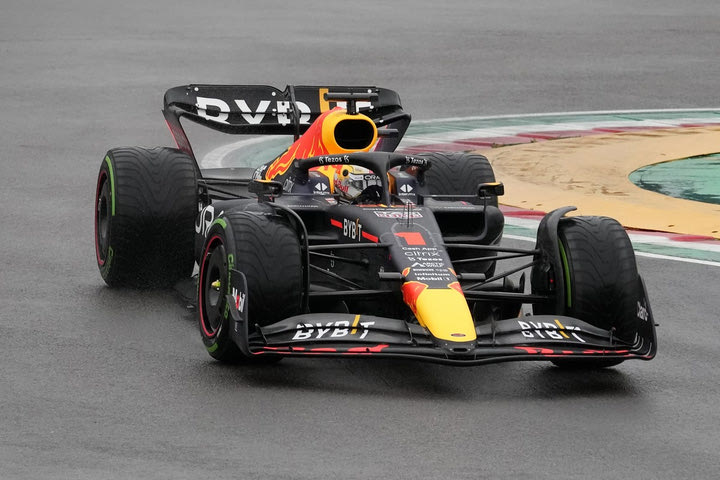 Formula 1, GP Εμίλια Ρομάνια: Απόλυτη κυριαρχία Φερστάπεν στο σπίτι της Ferrari, ναυάγιο για Λεκλέρ – Σάινθ