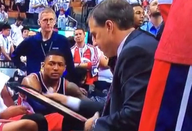 Ακόμα προσπαθεί να δείξει το play, o Wittman