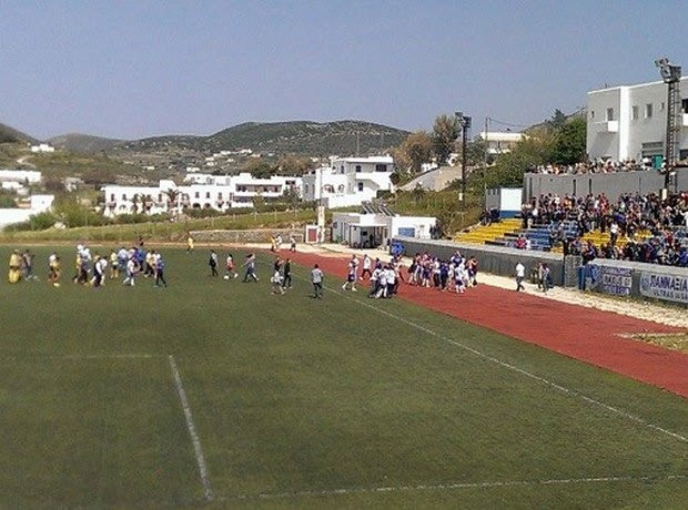 Επεισόδια και ξύλο στο ΑΟ Σύρου – Πανναξιακός