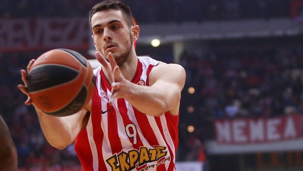 Παπαπέτρου: “Στη λάθος ομάδα, τη λάθος στιγμή”