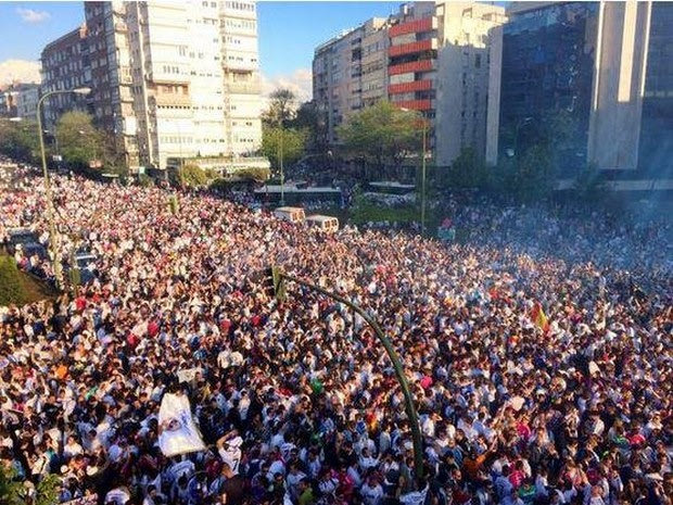 Αποθέωση για την Ρεάλ από τους φιλάθλους της